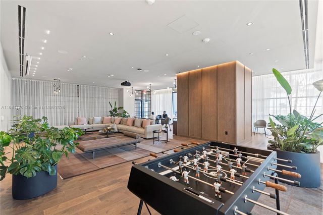 601 NE 1st Ave 2506, Miami, FL 33132
