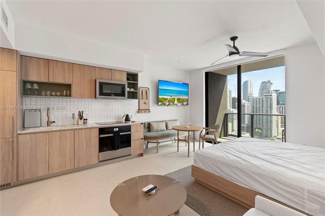 601 NE 1st Ave 2506, Miami, FL 33132