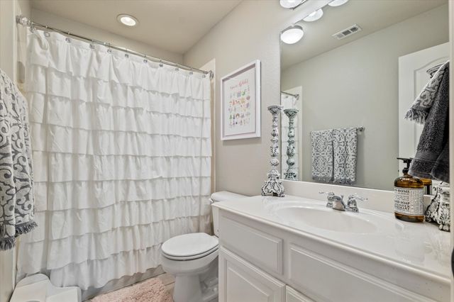 766 Pebble Creek Lane, Rockwall, TX 75032