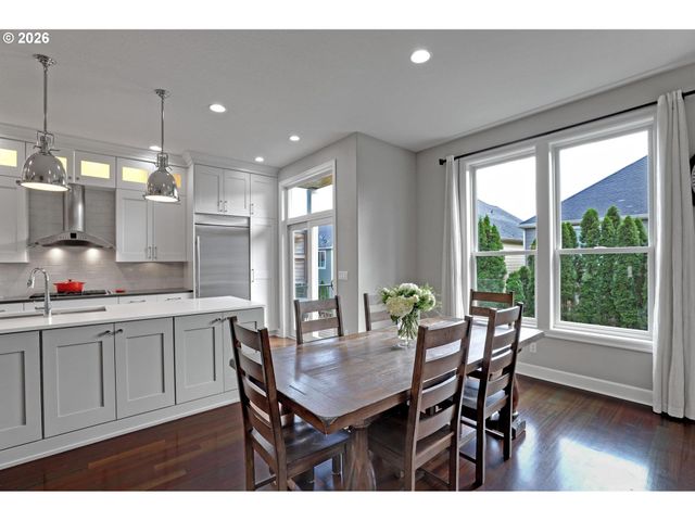 11046 Nw RIDGE Rd, Portland, OR 97229