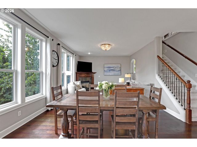11046 Nw RIDGE Rd, Portland, OR 97229