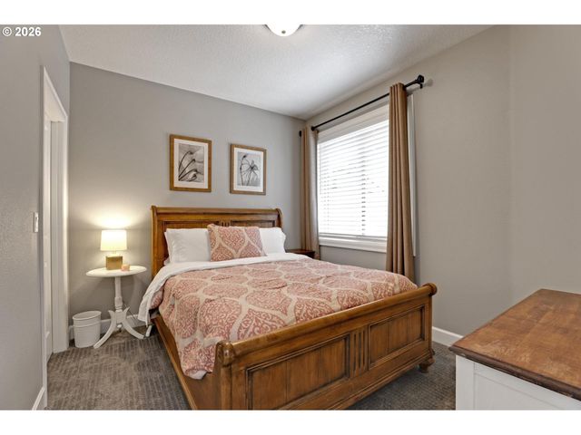 11046 Nw RIDGE Rd, Portland, OR 97229