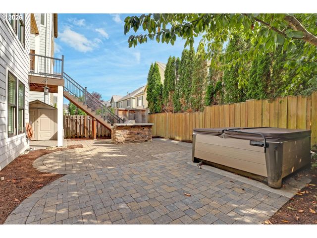 11046 Nw RIDGE Rd, Portland, OR 97229