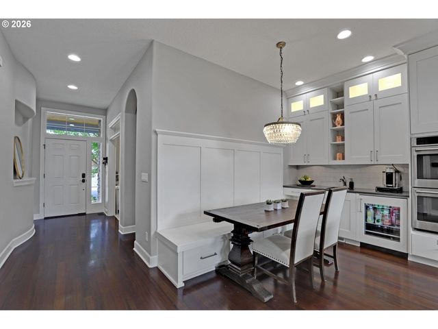 11046 Nw RIDGE Rd, Portland, OR 97229