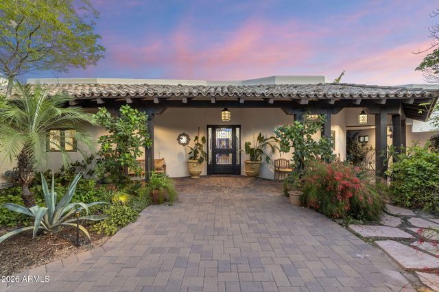 5700 N 33RD Place, Paradise Valley, AZ 85253