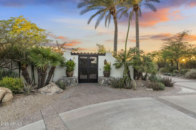 5700 N 33RD Place, Paradise Valley, AZ 85253