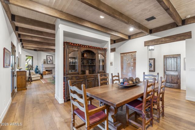 5700 N 33RD Place, Paradise Valley, AZ 85253