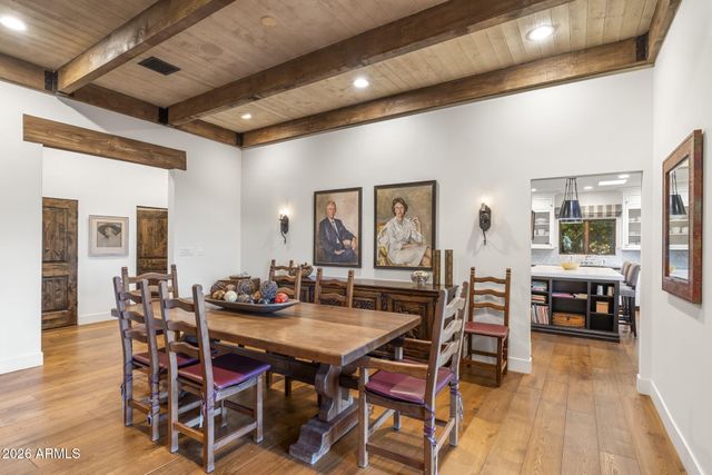 5700 N 33RD Place, Paradise Valley, AZ 85253