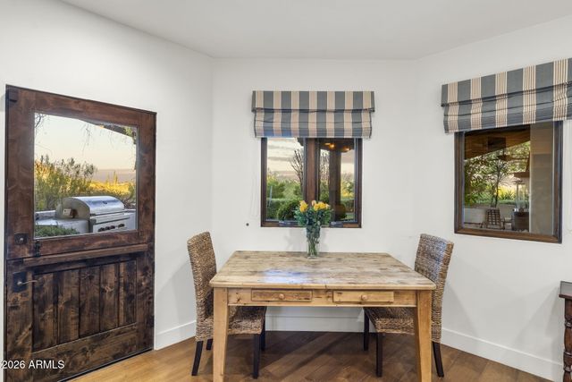 5700 N 33RD Place, Paradise Valley, AZ 85253