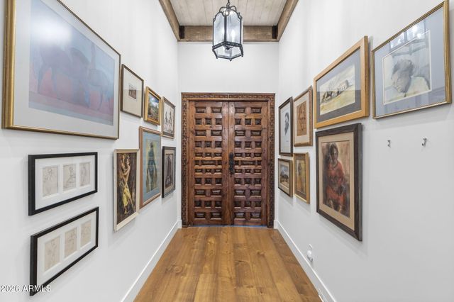 5700 N 33RD Place, Paradise Valley, AZ 85253