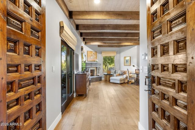 5700 N 33RD Place, Paradise Valley, AZ 85253