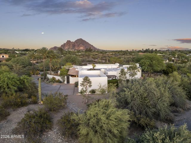 5700 N 33RD Place, Paradise Valley, AZ 85253
