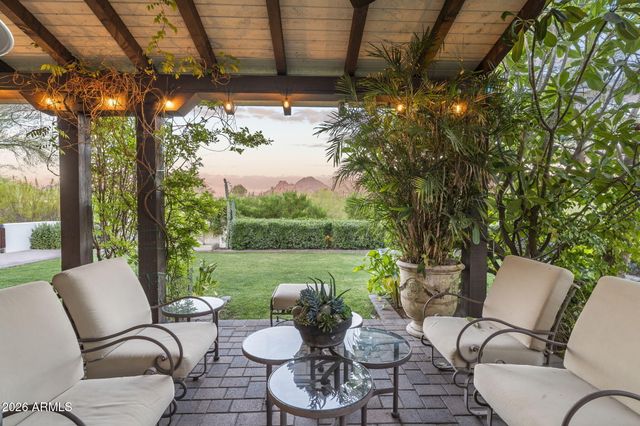 5700 N 33RD Place, Paradise Valley, AZ 85253