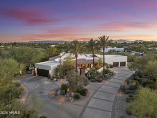 5700 N 33RD Place, Paradise Valley, AZ 85253