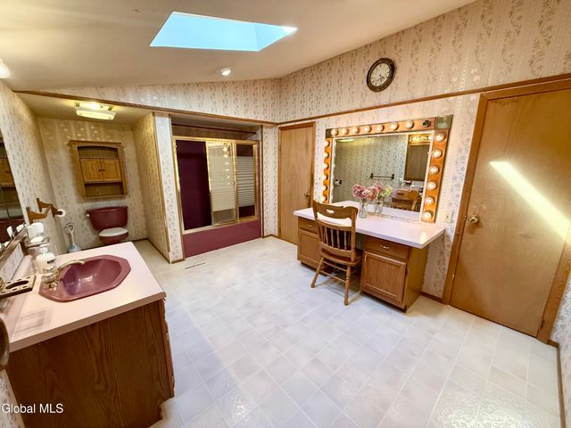 15 Holden Avenue, Queensbury, NY 12804