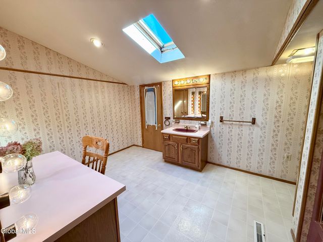 15 Holden Avenue, Queensbury, NY 12804