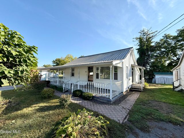 15 Holden Avenue, Queensbury, NY 12804