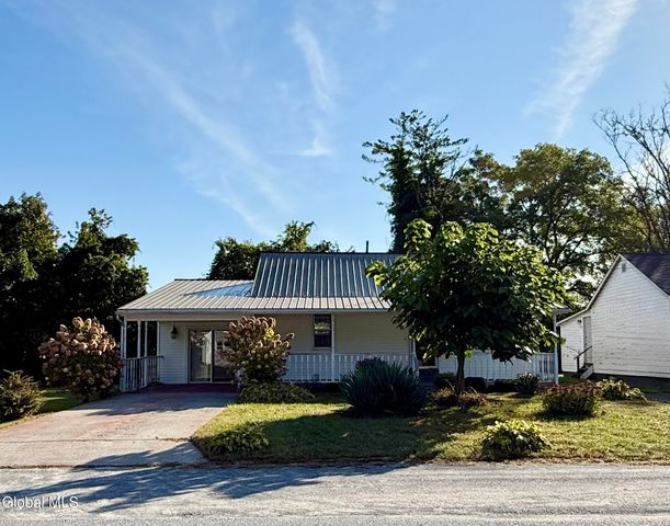 15 Holden Avenue, Queensbury, NY 12804