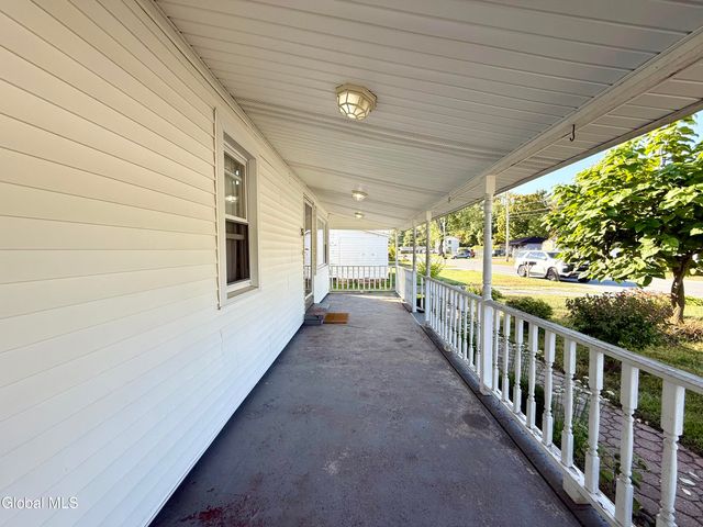 15 Holden Avenue, Queensbury, NY 12804