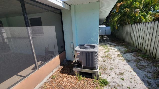 10597 101ST AVENUE, Seminole, FL 33772