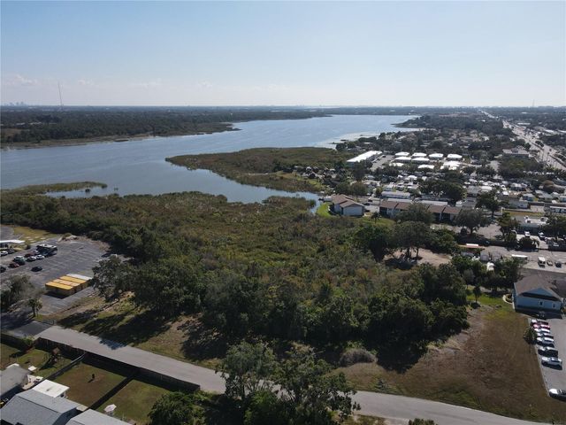 10597 101ST AVENUE, Seminole, FL 33772