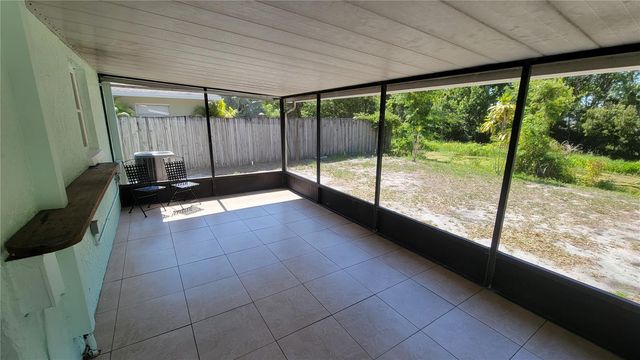 10597 101ST AVENUE, Seminole, FL 33772