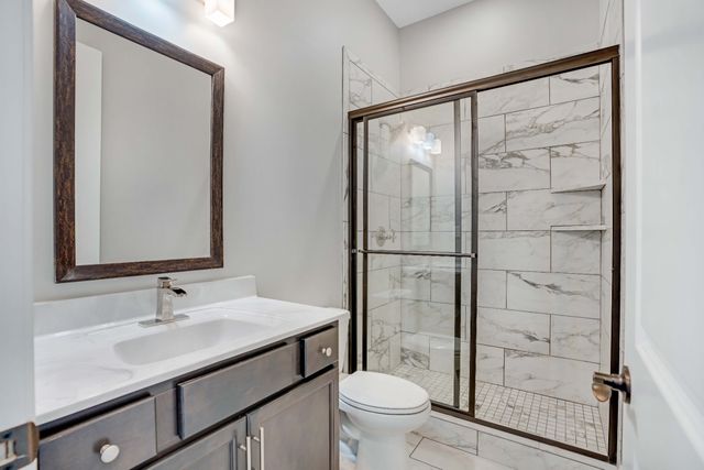 851 Shady Bluff Trail, Clarksville, TN 37043