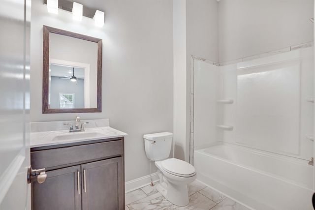 851 Shady Bluff Trail, Clarksville, TN 37043