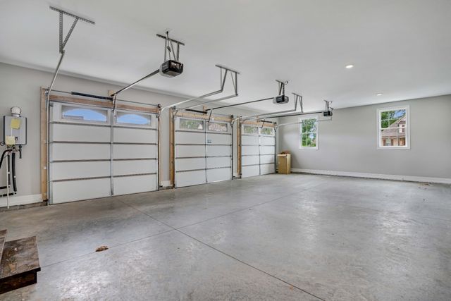 851 Shady Bluff Trail, Clarksville, TN 37043