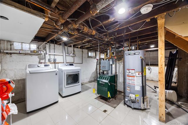 3 3RD Street, Greenvale, NY 11548