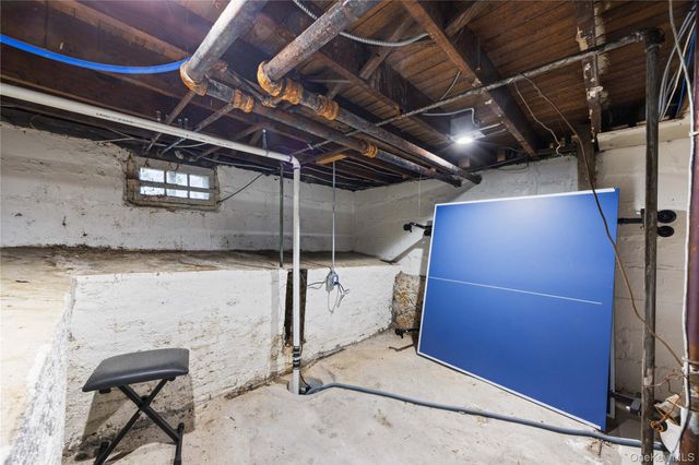 3 3RD Street, Greenvale, NY 11548