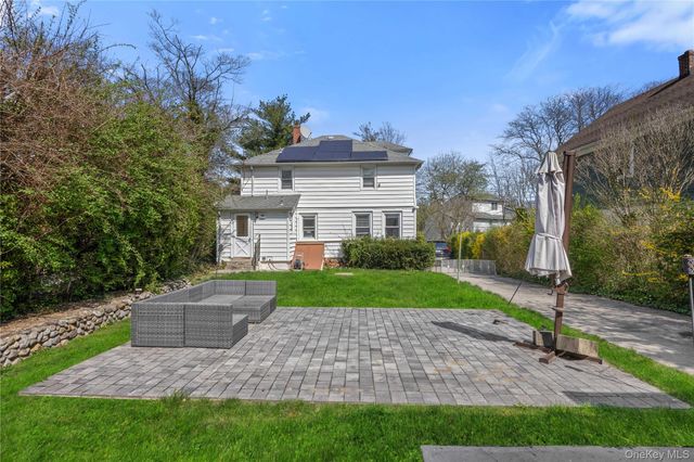 3 3RD Street, Greenvale, NY 11548