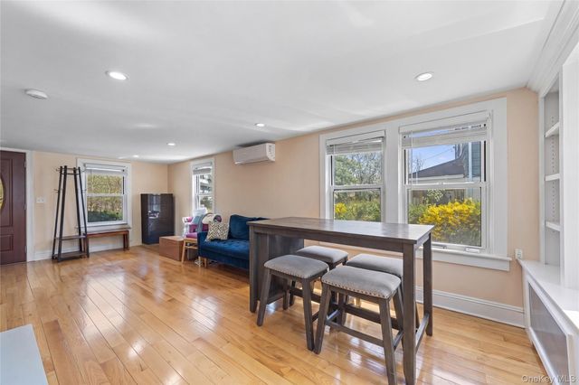 3 3RD Street, Greenvale, NY 11548