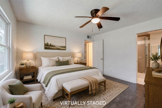 500 Moss Hill Lane, Euless, TX 76039