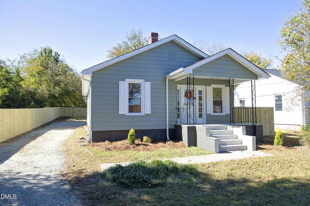 213 Columbia Avenue, Burlington, NC 27217
