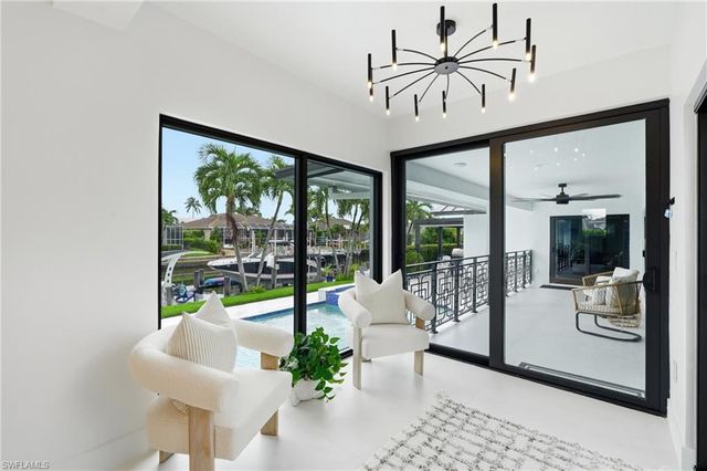 910 Beaver CT, Marco Island, FL 34145
