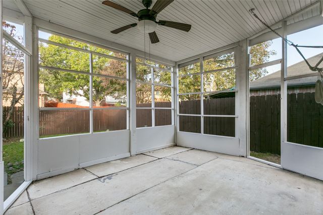 1728 Creekpoint Drive, Lewisville, TX 75067