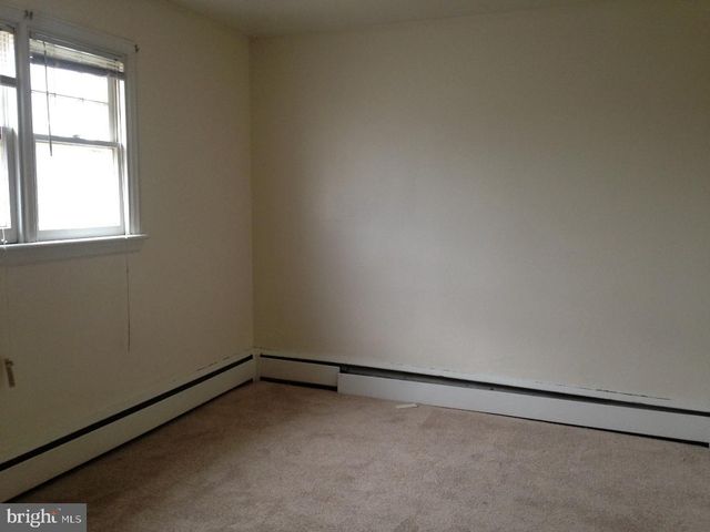 1302 ELM ST, Wilmington, DE 19805