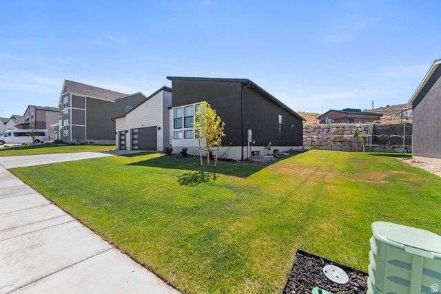 403 N PINNACLE CT, Saratoga Springs, UT 84045