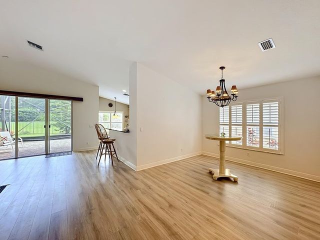 2045 Grey Falcon Circle SW, Vero Beach, FL 32962