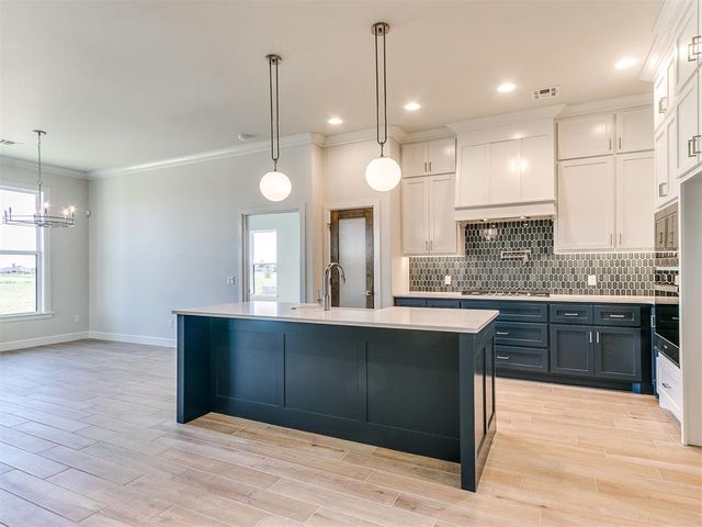 13400 Sandoval Street, Oklahoma City, OK 73170