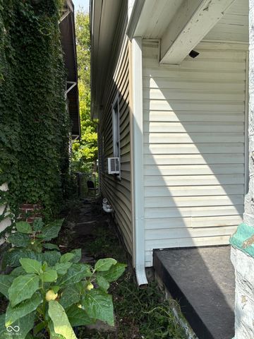 2948 Highland Place, Indianapolis, IN 46208
