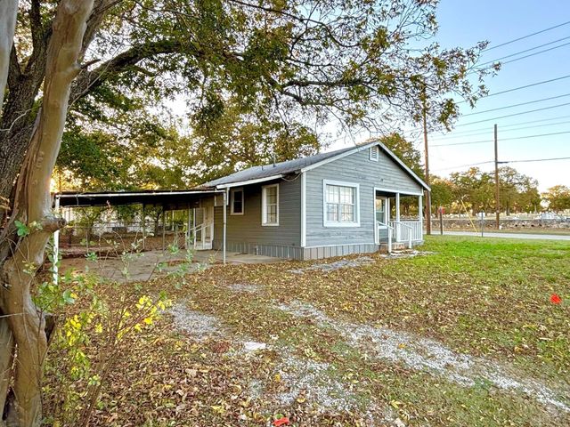 410 S Lillian Street, Stephenville, TX 76401