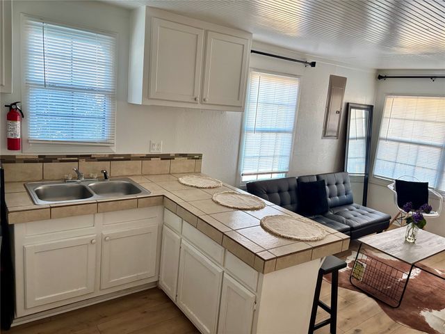 410 S Lillian Street, Stephenville, TX 76401