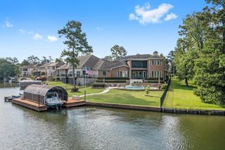 6051 Longmire Trail, Conroe, TX 77304