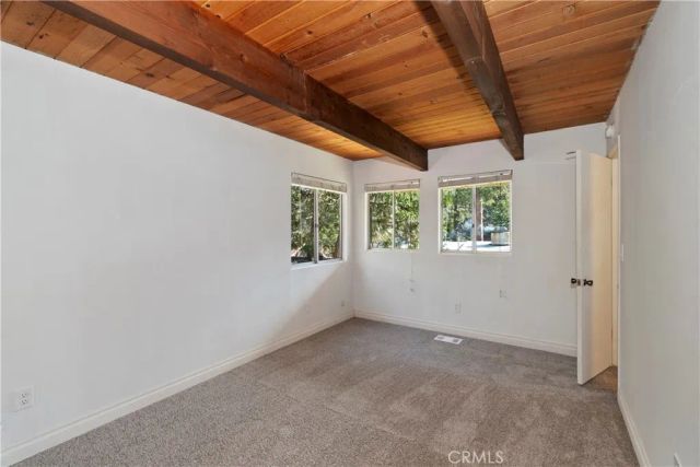 32142 Hunsaker Way, Running Springs, CA 92382