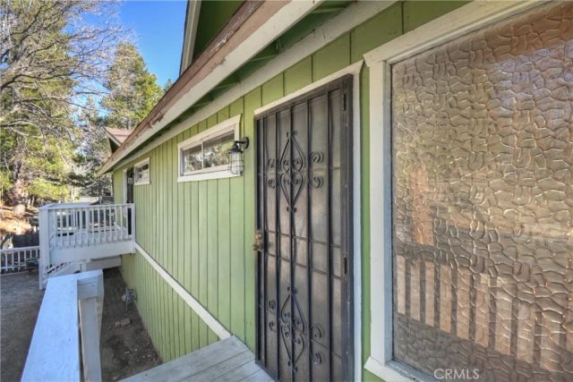 32142 Hunsaker Way, Running Springs, CA 92382