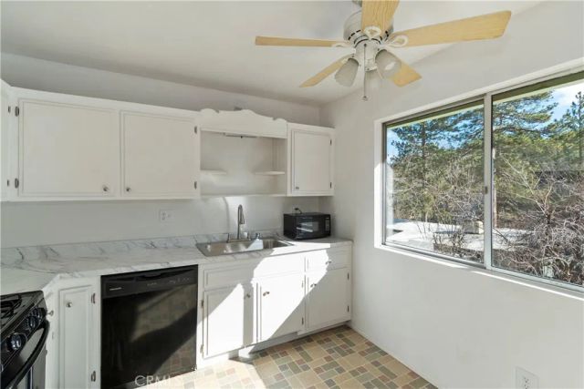 32142 Hunsaker Way, Running Springs, CA 92382