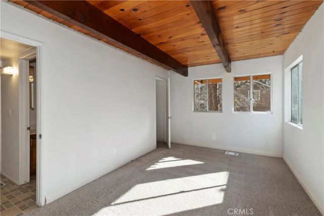 32142 Hunsaker Way, Running Springs, CA 92382