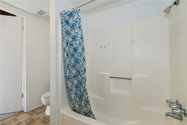 32142 Hunsaker Way, Running Springs, CA 92382